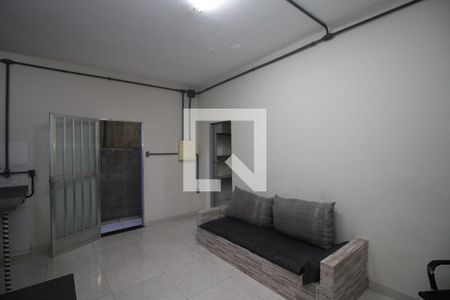 Sala de casa para alugar com 2 quartos, 50m² em Brás de Pina, Rio de Janeiro