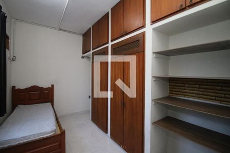 Quarto 1 de casa para alugar com 2 quartos, 50m² em Brás de Pina, Rio de Janeiro