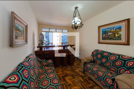 Sala de casa para alugar com 3 quartos, 145m² em São Pedro, Belo Horizonte