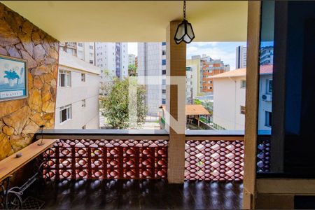 Varanda de casa para alugar com 3 quartos, 145m² em São Pedro, Belo Horizonte