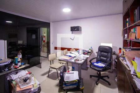 Sala de casa à venda com 8 quartos, 550m² em Centro, Niterói