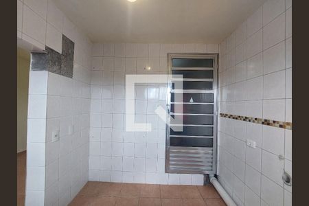 Sala/Cozinha de casa para alugar com 1 quarto, 40m² em Piraporinha, São Paulo