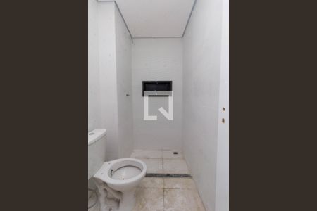 Banheiro de apartamento para alugar com 1 quarto, 23m² em Vila Azevedo, São Paulo