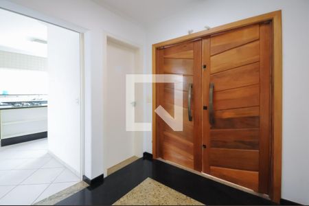 Sala - entrada de casa para alugar com 3 quartos, 278m² em Santa Terezinha, São Bernardo do Campo