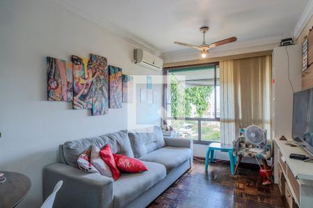 Sala de apartamento à venda com 2 quartos, 62m² em Nonoai, Porto Alegre