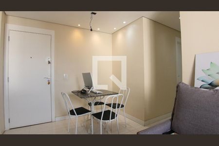 Sala de apartamento para alugar com 2 quartos, 40m² em Vila Ema, São Paulo