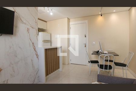 Sala de apartamento para alugar com 2 quartos, 40m² em Vila Ema, São Paulo