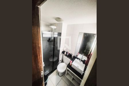 Banheiro da Suíte de apartamento para alugar com 2 quartos, 55m² em Fazenda Grande 4, Salvador