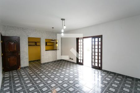 sala  de casa para alugar com 3 quartos, 250m² em Jardim Monte Kemel, São Paulo