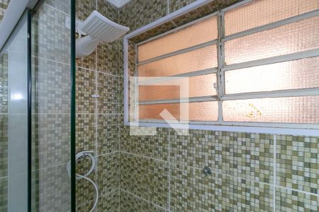 Banheiro de apartamento para alugar com 1 quarto, 37m² em Vila Lidia, Campinas