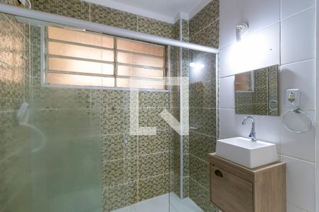 Banheiro de apartamento para alugar com 1 quarto, 37m² em Vila Lidia, Campinas