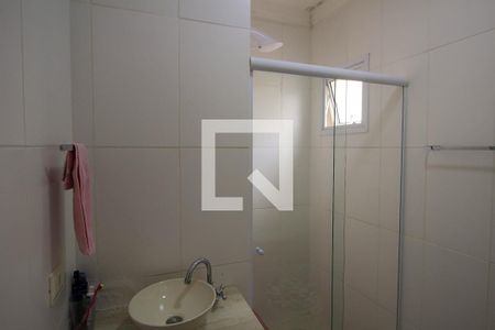 Casa à venda com 67m², 2 quartos e 1 vaga Casa à venda com 67m², 2 quartos e 1 vagaBanheiro da Suíte 2