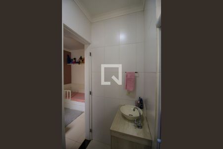 Casa à venda com 67m², 2 quartos e 1 vaga Casa à venda com 67m², 2 quartos e 1 vagaBanheiro da Suíte 2