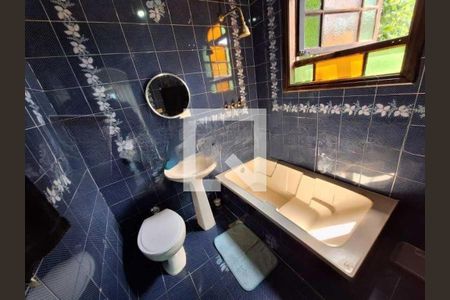 Casa à venda com 528m², 4 quartos e 3 vagas