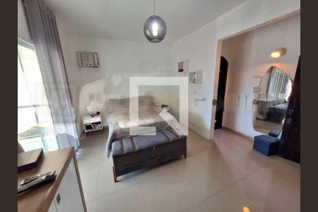 Casa à venda com 528m², 4 quartos e 3 vagas