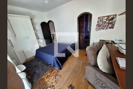 Casa à venda com 528m², 4 quartos e 3 vagas