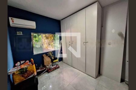 Casa à venda com 528m², 4 quartos e 3 vagas