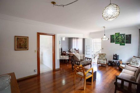 Sala de TV de casa para alugar com 5 quartos, 580m² em Centro, Diadema