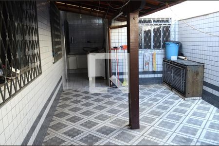 Área externa de casa à venda com 4 quartos, 400m² em Maria Goretti, Belo Horizonte