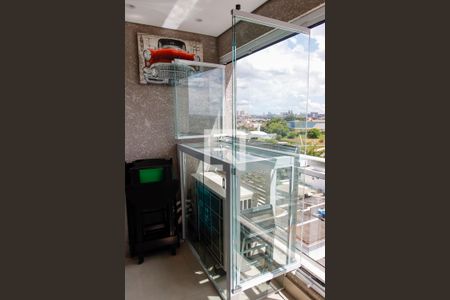 Apartamento à venda com 64m², 2 quartos e 2 vagas Apartamento à venda com 64m², 2 quartos e 2 vagasSacada