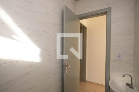 Banheiro de casa para alugar com 1 quarto, 42m² em Vila Ede, São Paulo