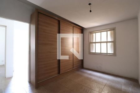 Quarto 2 de casa para alugar com 2 quartos, 240m² em Lapa, São Paulo