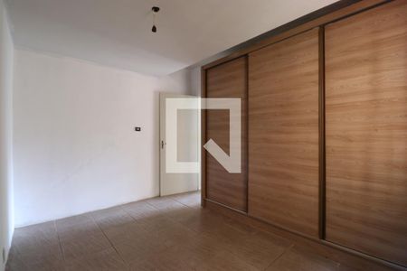 Quarto 2 de casa para alugar com 2 quartos, 240m² em Lapa, São Paulo