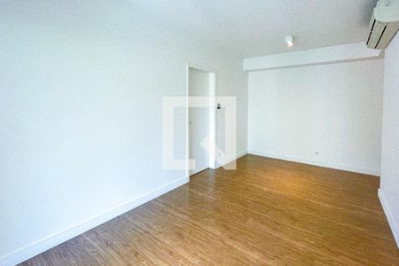 Sala de apartamento à venda com 1 quarto, 69m² em Pinheiros, São Paulo