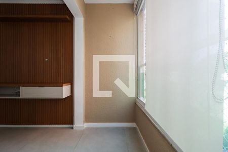 Varanda da Sala de apartamento para alugar com 3 quartos, 69m² em Vila Suzana, São Paulo