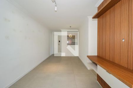 Sala de apartamento para alugar com 3 quartos, 69m² em Vila Suzana, São Paulo