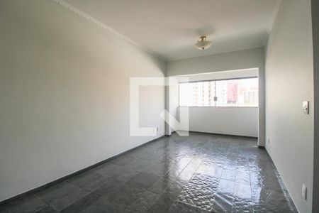 Sala de apartamento para alugar com 2 quartos, 80m² em Cambuí, Campinas