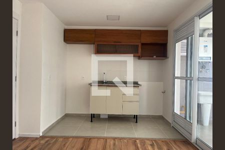 Sala e Cozinha Integrada de apartamento à venda com 2 quartos, 42m² em Barra Funda, São Paulo