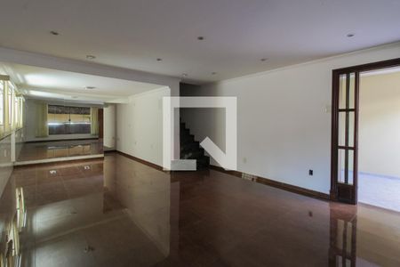 Sala de casa para alugar com 6 quartos, 322m² em Vila Dirce, Mauá