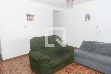 Sala de casa para alugar com 2 quartos, 200m² em Vila Miranda, Itaquaquecetuba