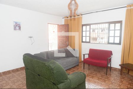 Sala de casa para alugar com 2 quartos, 200m² em Vila Miranda, Itaquaquecetuba