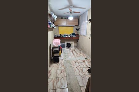 Casa à venda com 325m², 3 quartos e 5 vagas Casa à venda com 325m², 3 quartos e 5 vagasQuarto de Serviço