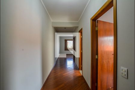 Corredor de apartamento à venda com 3 quartos, 94m² em Campestre, Santo André