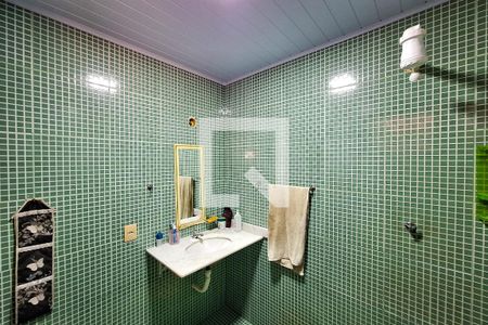 Casa para alugar com 80m², 2 quartos e 1 vaga Casa para alugar com 80m², 2 quartos e 1 vagaBanheiro Social