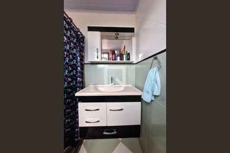 Casa para alugar com 80m², 2 quartos e 1 vaga Casa para alugar com 80m², 2 quartos e 1 vagaBanheiro da Suíte