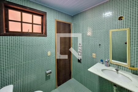 Casa para alugar com 80m², 2 quartos e 1 vaga Casa para alugar com 80m², 2 quartos e 1 vagaBanheiro Social