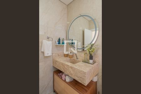 Casa à venda com 360m², 3 quartos e 8 vagas Casa à venda com 360m², 3 quartos e 8 vagasBanheiro do Quarto 3