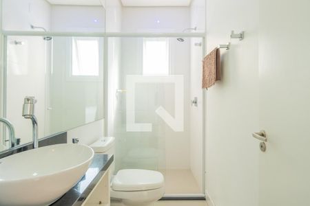 Casa à venda com 360m², 3 quartos e 8 vagas Casa à venda com 360m², 3 quartos e 8 vagasBanheiro do Quarto 2