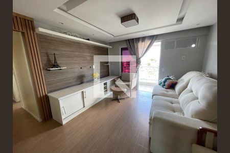 Sala de apartamento para alugar com 3 quartos, 98m² em Jardim Vinte E Cinco de Agosto, Duque de Caxias