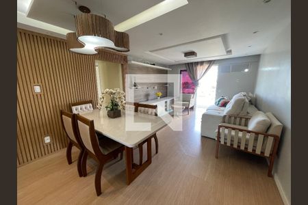 Sala de apartamento para alugar com 3 quartos, 98m² em Jardim Vinte E Cinco de Agosto, Duque de Caxias