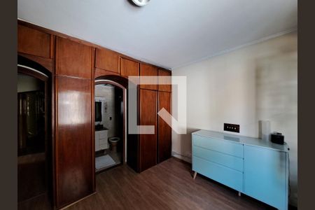 Casa à venda com 400m², 6 quartos e 3 vagas Casa à venda com 400m², 6 quartos e 3 vagasSuite 2