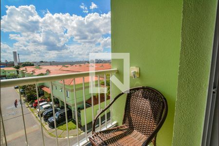 Sala de apartamento à venda com 3 quartos, 67m² em Vila Metalúrgica, Santo André