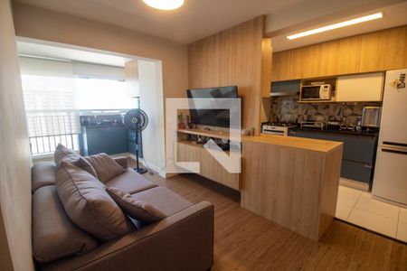 Sala de apartamento à venda com 2 quartos, 74m² em Santo Amaro, São Paulo