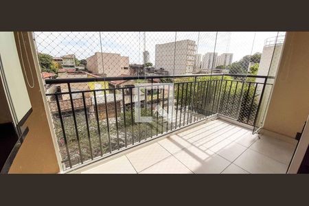 Sacada de apartamento à venda com 2 quartos, 60m² em Jaguaribe, Osasco