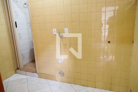 Casa à venda com 170m², 2 quartos e 2 vagas Casa à venda com 170m², 2 quartos e 2 vagasLavanderia