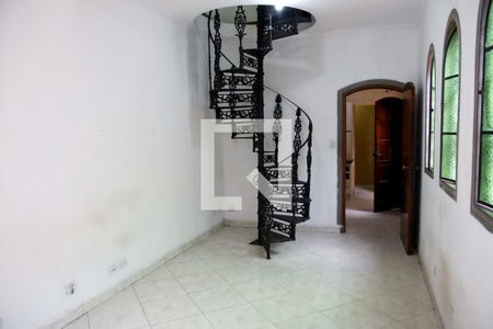 sala de casa para alugar com 2 quartos, 170m² em Km 18, Osasco